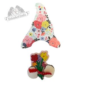 Wood Girl Gnome Add-on: Flower Bouquet